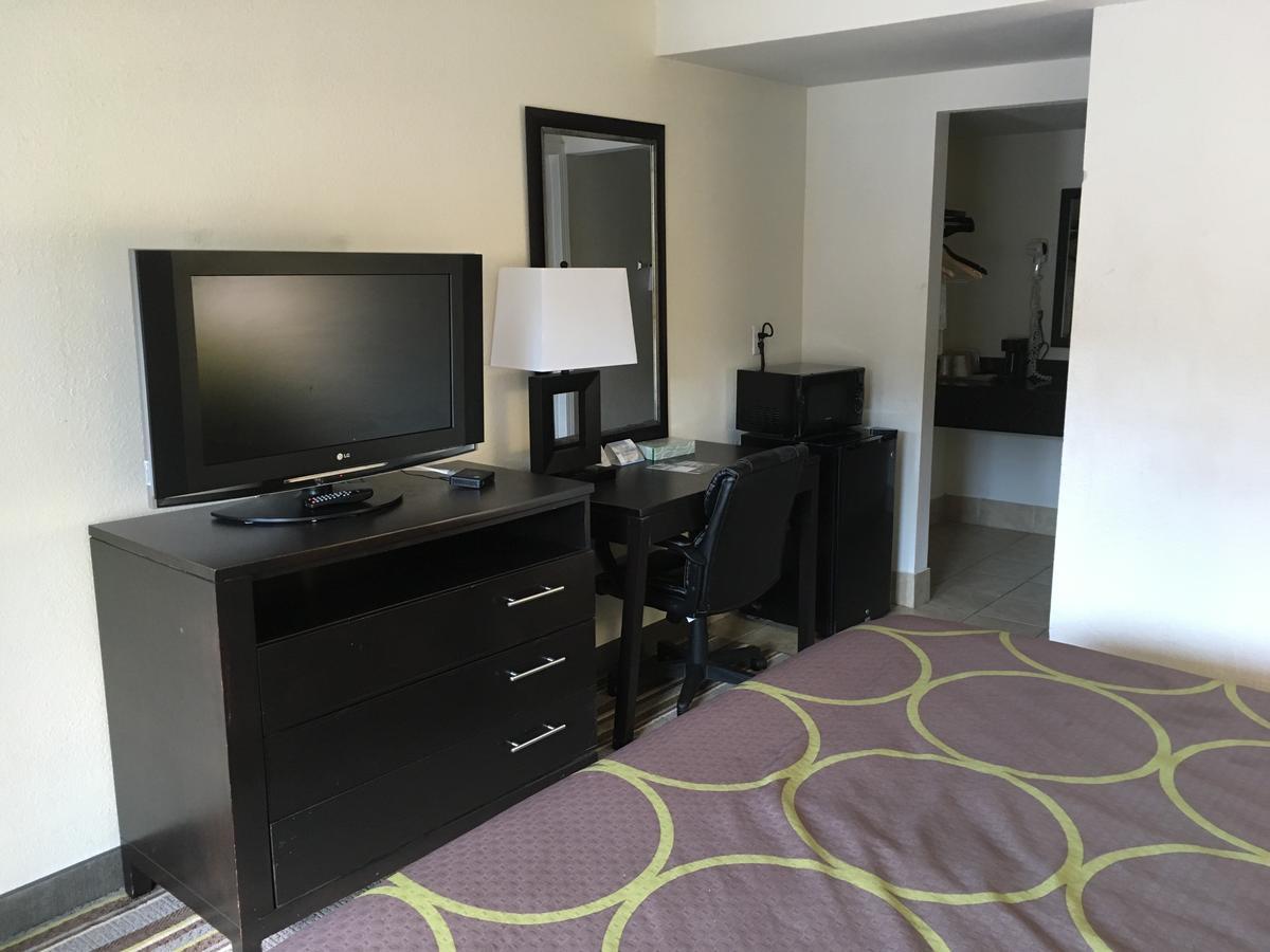 Standard King Room